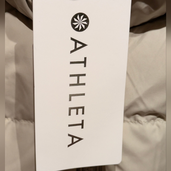 C4 Athleta Downtown Jacket - 800-Fill Down Puffer - Pearl- Size 2X NWT - Picture 3 of 16